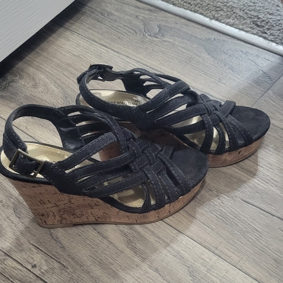 Wedges - Picture 2 of 2